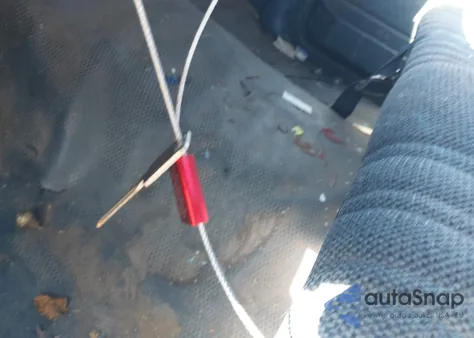 1992 Chevrolet Gmt-400 C2500 z USA, uszkodzony, nr VIN 1GCFC24K5NE126048